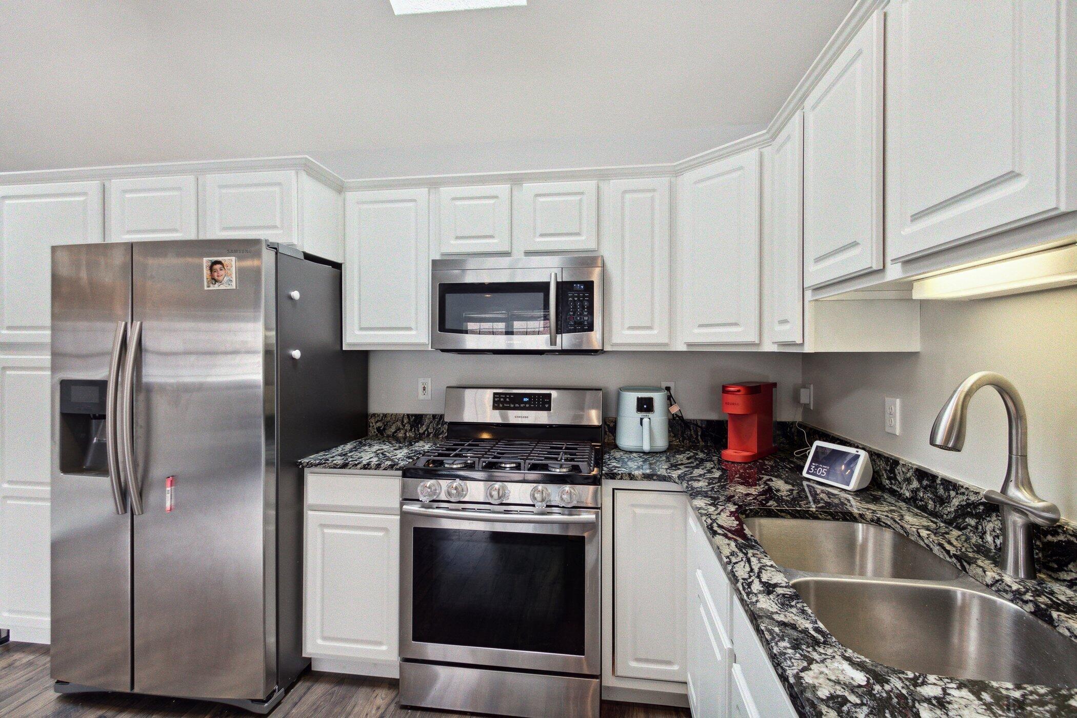 427 Richard Street Spring Arbor, MI 49283 - Photo 6 of 28 427-Richard-St-Spring-Arbor-MI-49283-Win