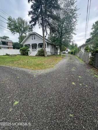 $2,100 | 36 Whalepond Road, Unit FRONT, Oakhurst, NJ 07755