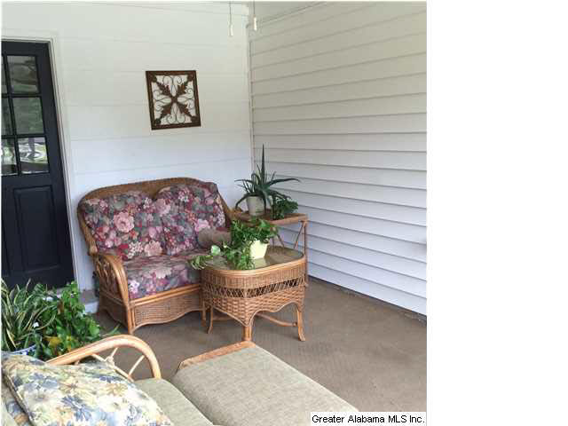 2257 Chapel Hill Road Birmingham, AL 35216 - Photo 5 of 10 Gallery Image 5