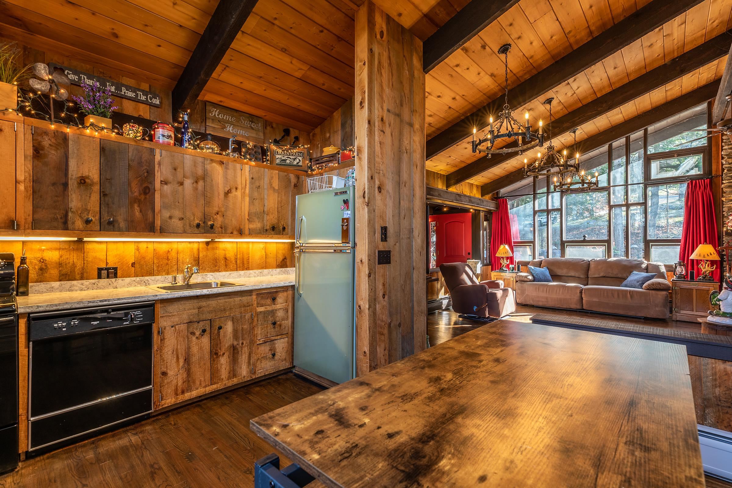 309 Magic Circle Londonderry, VT 05148 - Photo 13 of 40