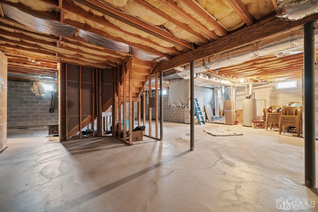 22 Utica Road Edison, NJ 08820 - Photo 26 of 28 a view of a hall with wooden floor