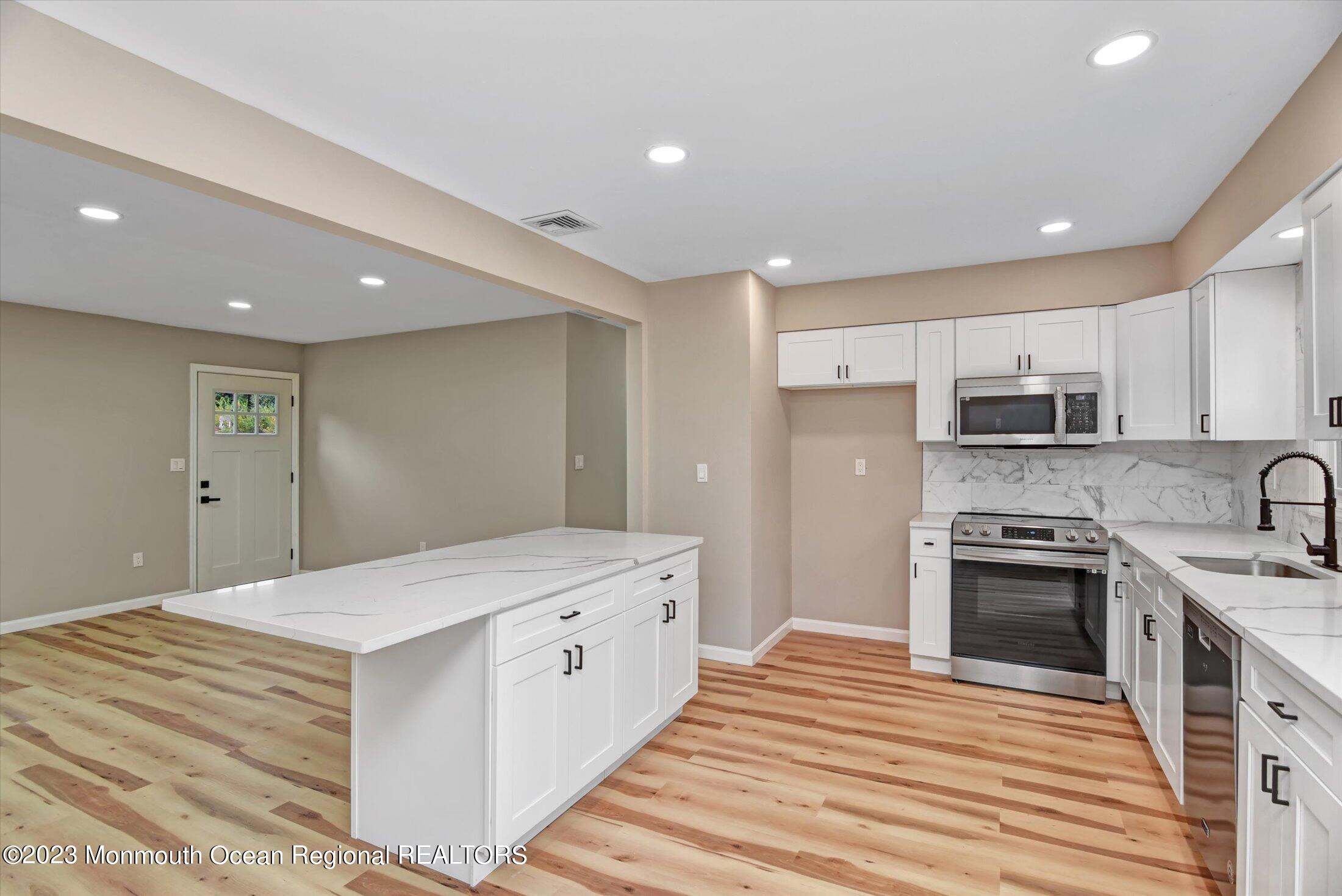 79 River Road Stanhope, NJ 07874 - Photo 11 of 29 13-Kitchen