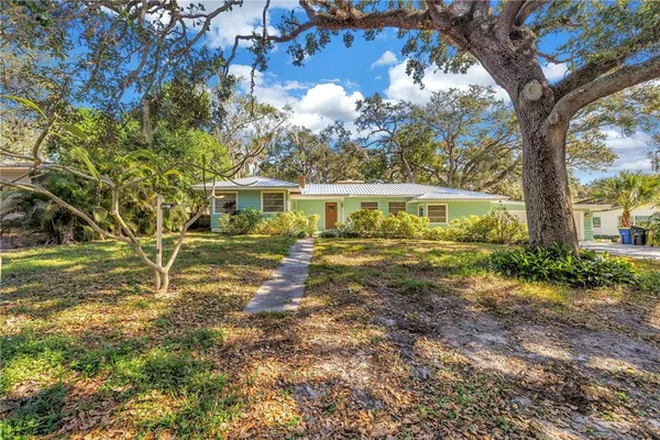 $415,000 | 1019 Woodcrest Avenue, Clearwater, FL 33756