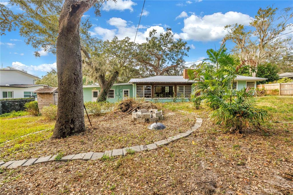 1019 Woodcrest Avenue Clearwater, FL 33756 - Photo 39 of 52