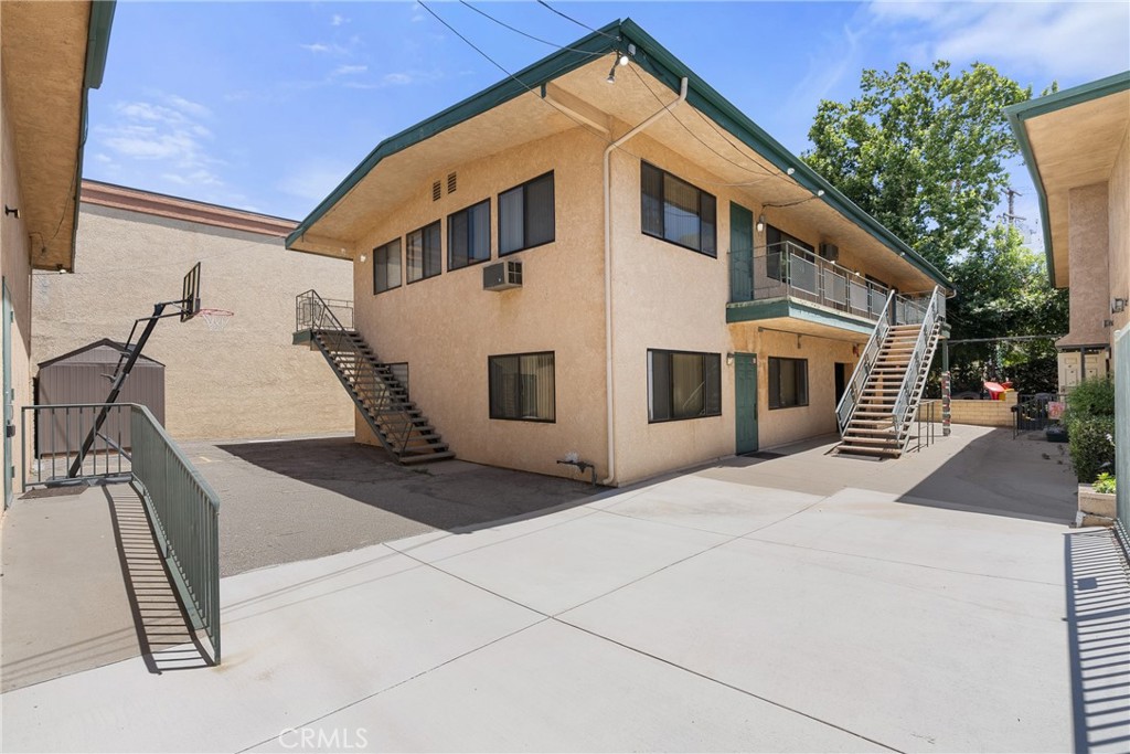 25222 Wiley Canyon Road Newhall, CA 91321 - Photo 28 of 36