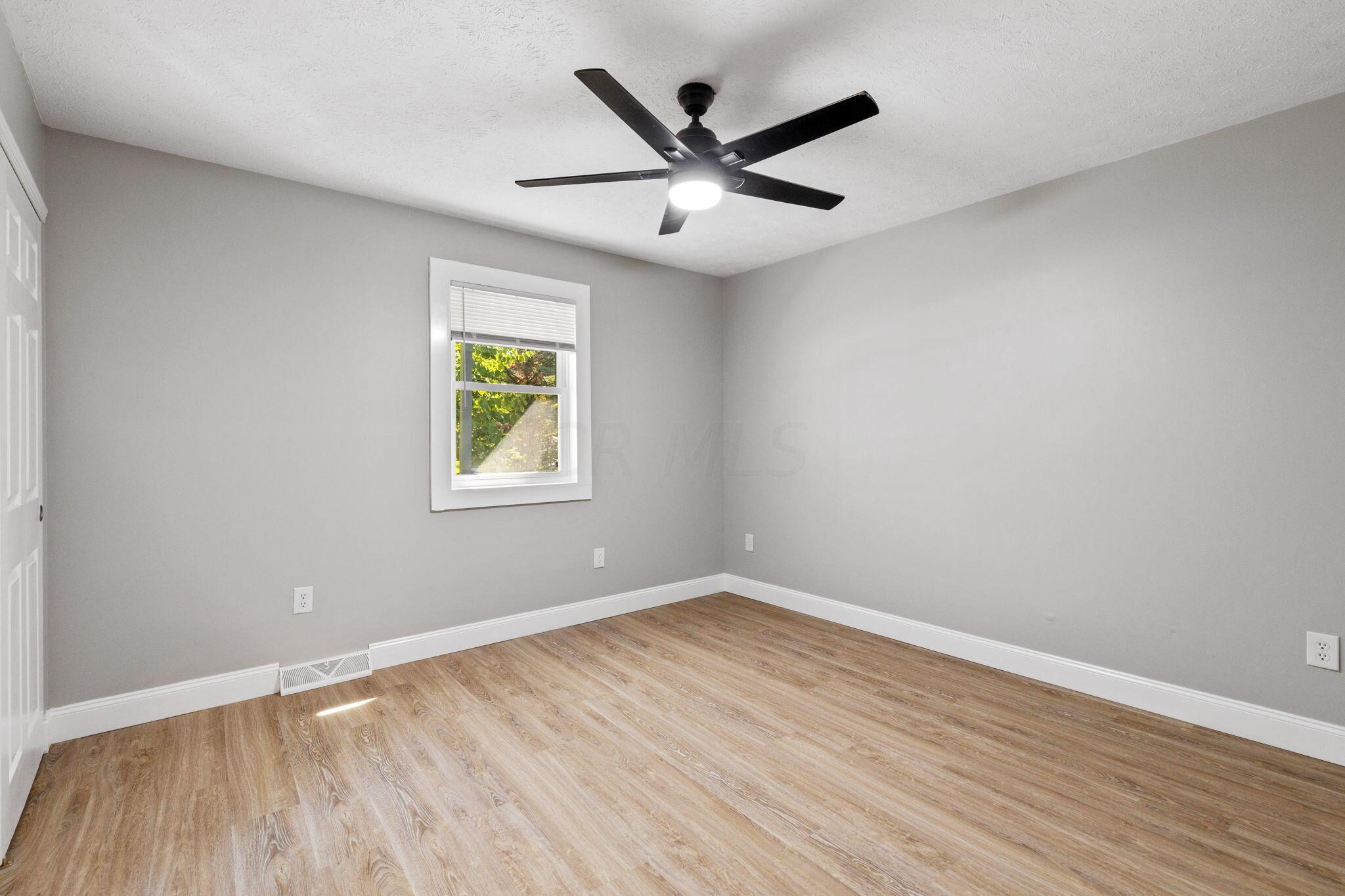 22195 Cliff Road Rockbridge, OH 43149 - Photo 22 of 66 Bedroom 1 - 22195 Cliff Road, Rockbridge, OH 43149