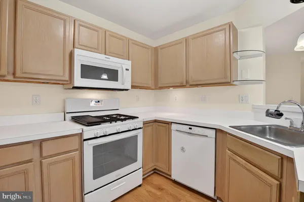 $295,000 | 18101 Cloppers Mill Terrace, Germantown, MD 20874