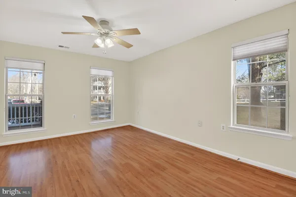 $295,000 | 18101 Cloppers Mill Terrace, Germantown, MD 20874