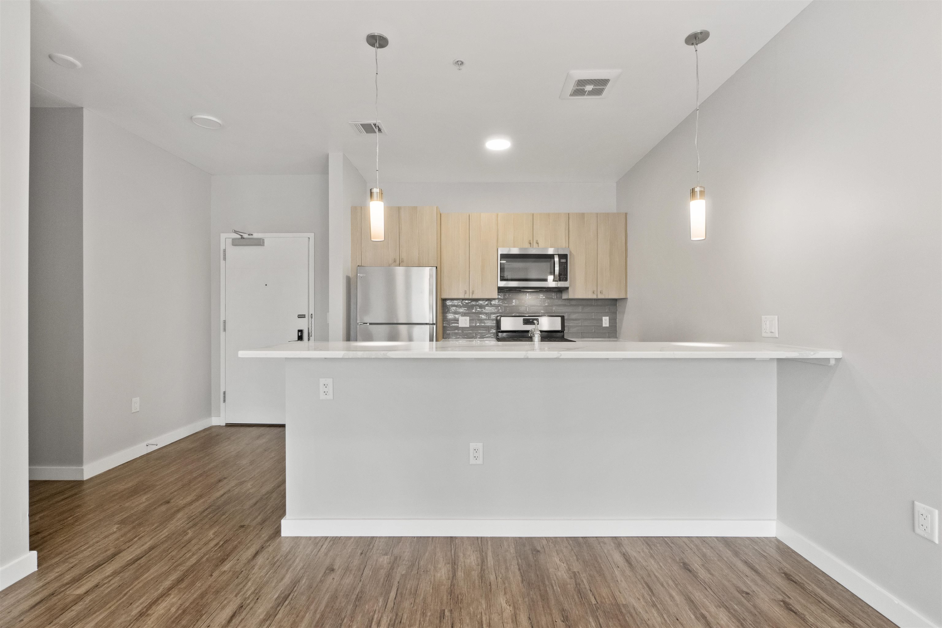 662 Avenue C, Unit 304 Bayonne, NJ 07002 - Photo 9 of 20