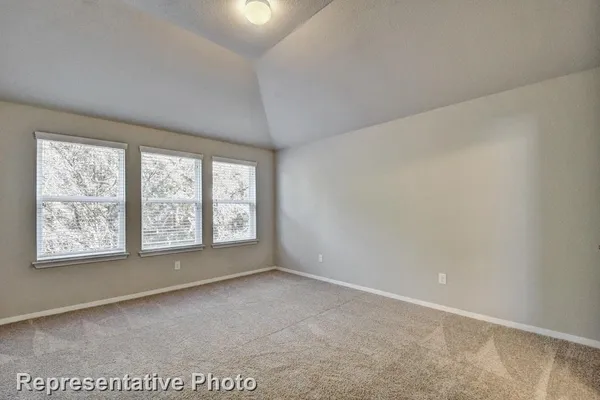 $1,900 | 21607 Surrey Lane, Lago Vista, TX 78645