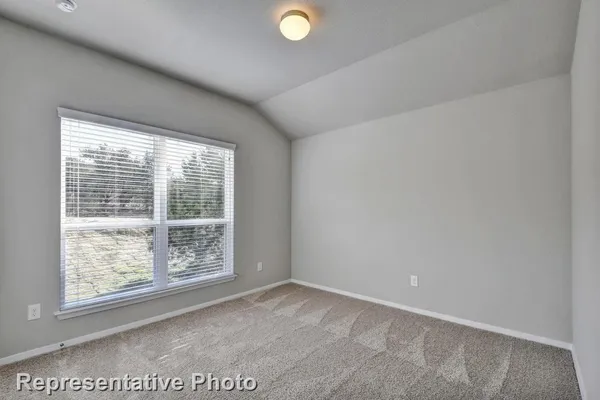 $1,900 | 21607 Surrey Lane, Lago Vista, TX 78645