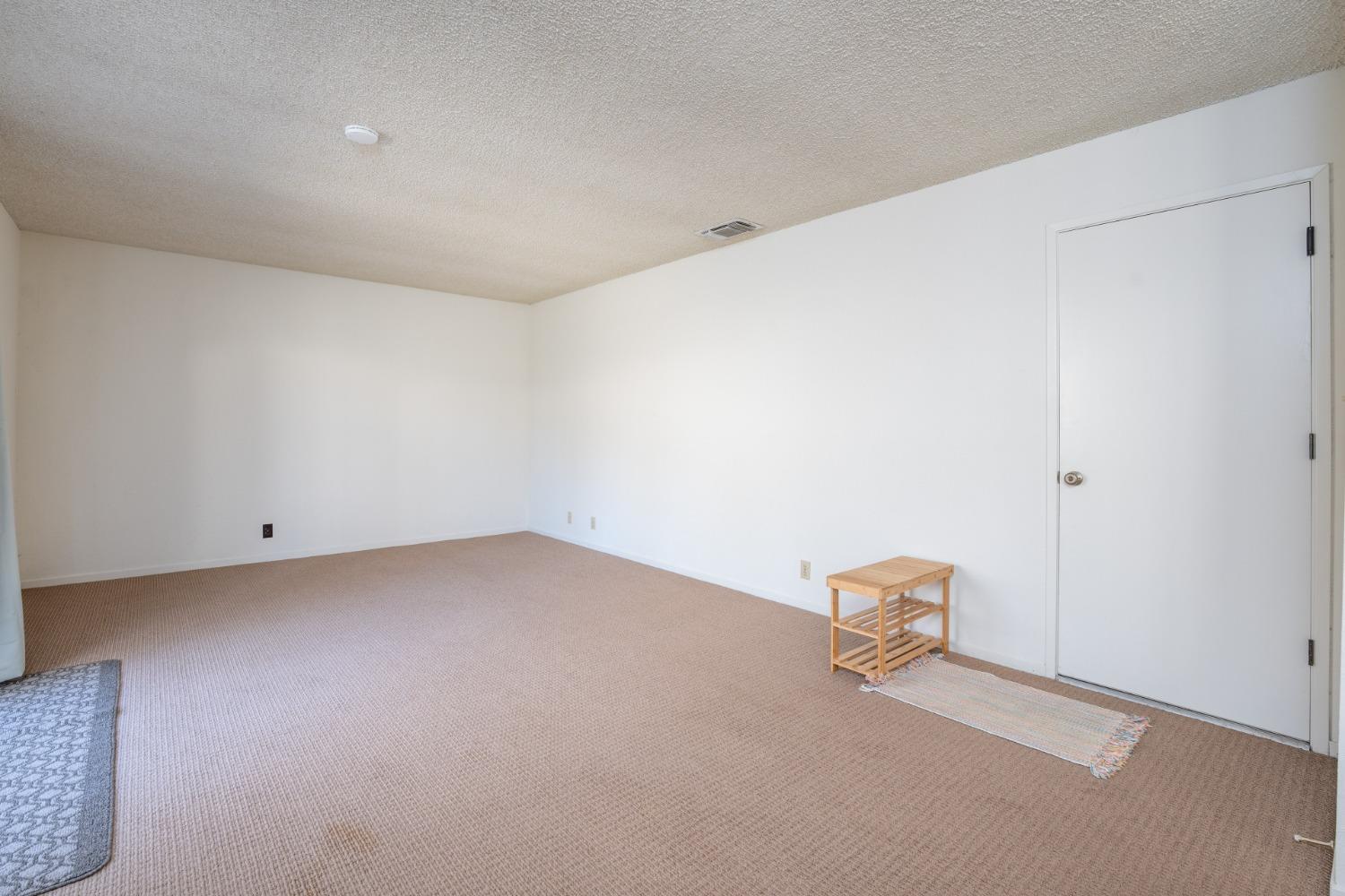 46011 Ming Circle Oakhurst, CA 93644 - Photo 17 of 37 a view of room and closet