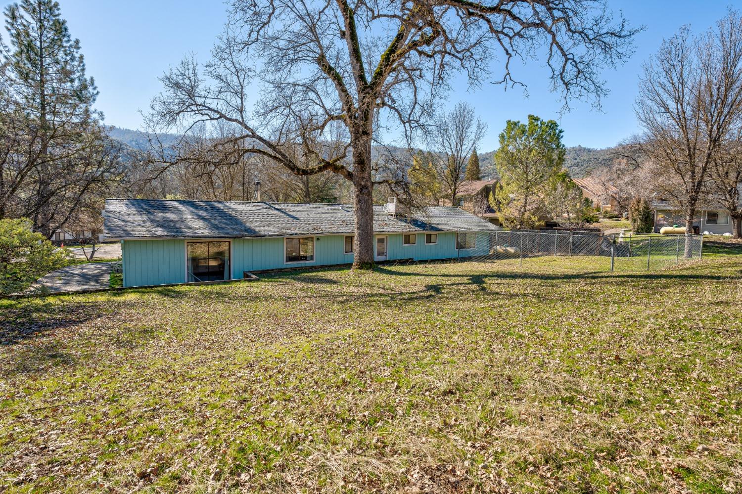 46011 Ming Circle Oakhurst, CA 93644 - Photo 37 of 37