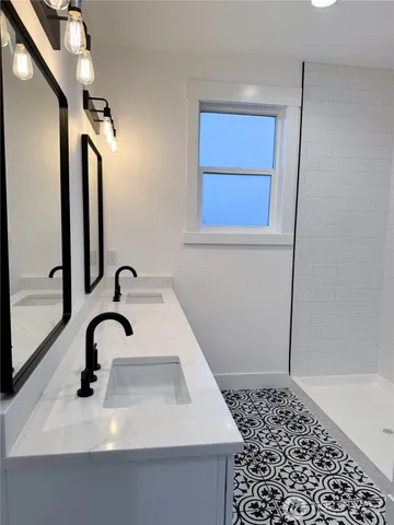 $724,500 | 146 33rd Street Northwest, East Wenatchee, WA 98802