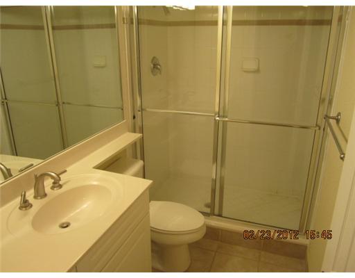 1000 Spanish River Road, Unit 3O Boca Raton, FL 33432 - Photo 8 of 12 Additional Photo