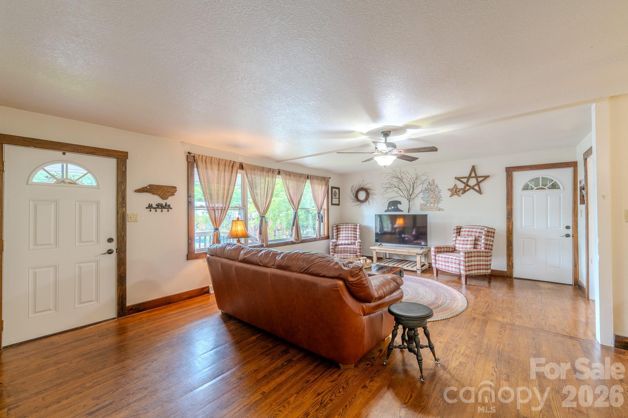 84 English Road Spruce Pine, NC 28777 - Photo 5 of 23