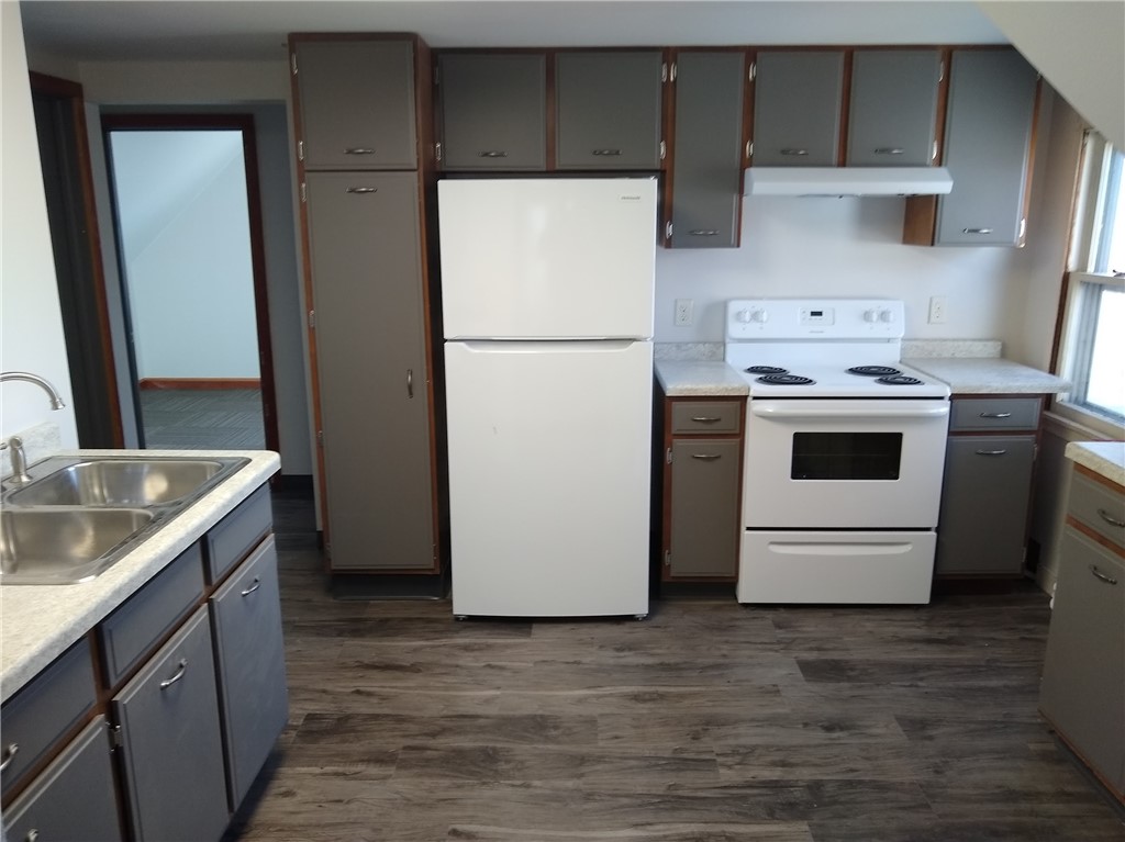 3121 Seymour Road, Unit 3 Eau Claire, WI 54703 - Photo 11 of 46 APT 2