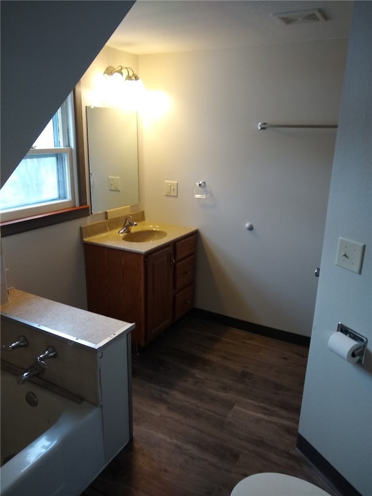 3121 Seymour Road, Unit 3 Eau Claire, WI 54703 - Photo 13 of 46 APT 2