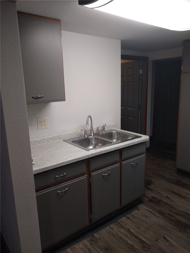 3121 Seymour Road, Unit 3 Eau Claire, WI 54703 - Photo 14 of 46 APT 2
