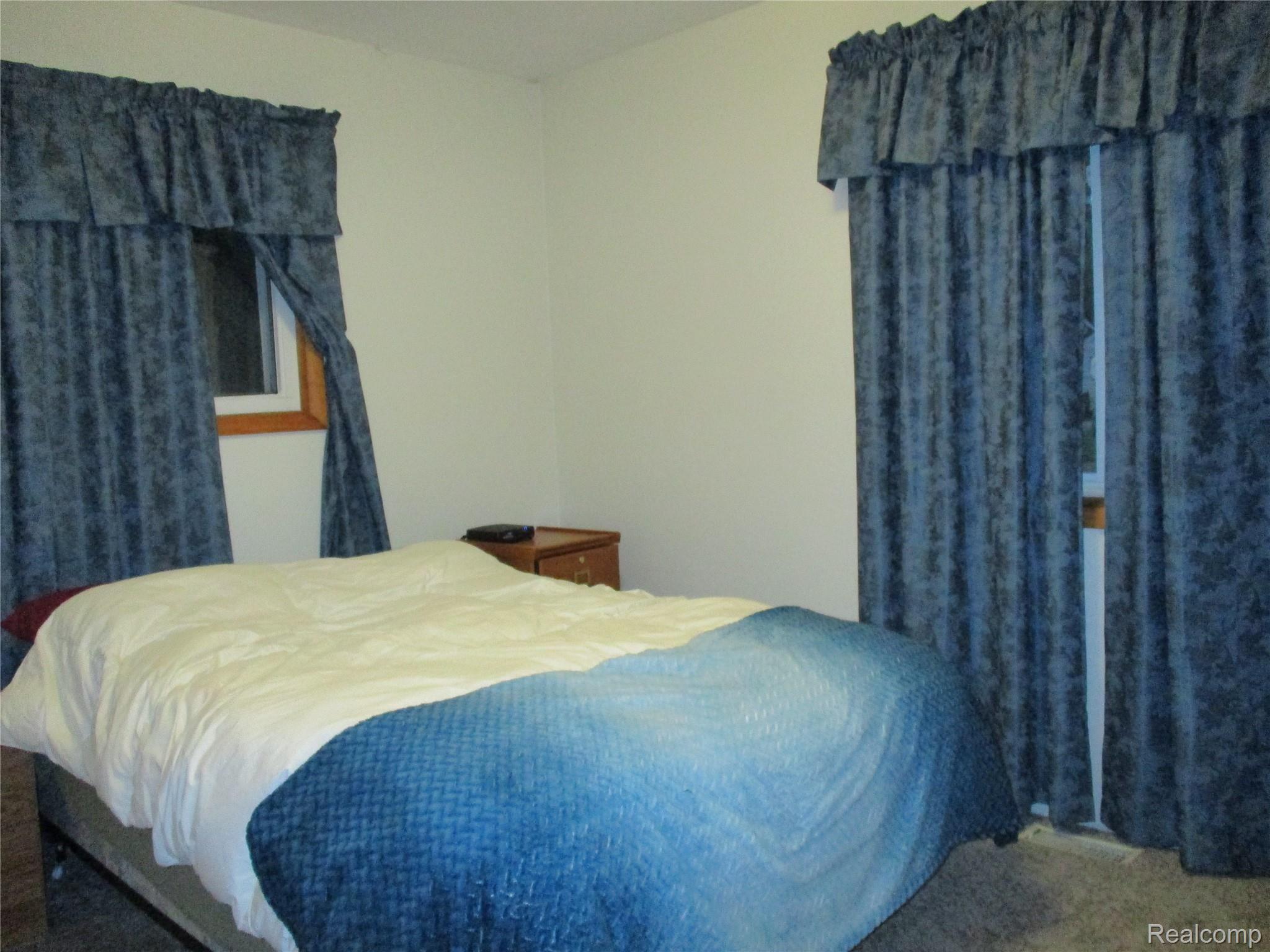 26236 Denning Road New Boston, MI 48164 - Photo 14 of 17 IMG_5659.JPG