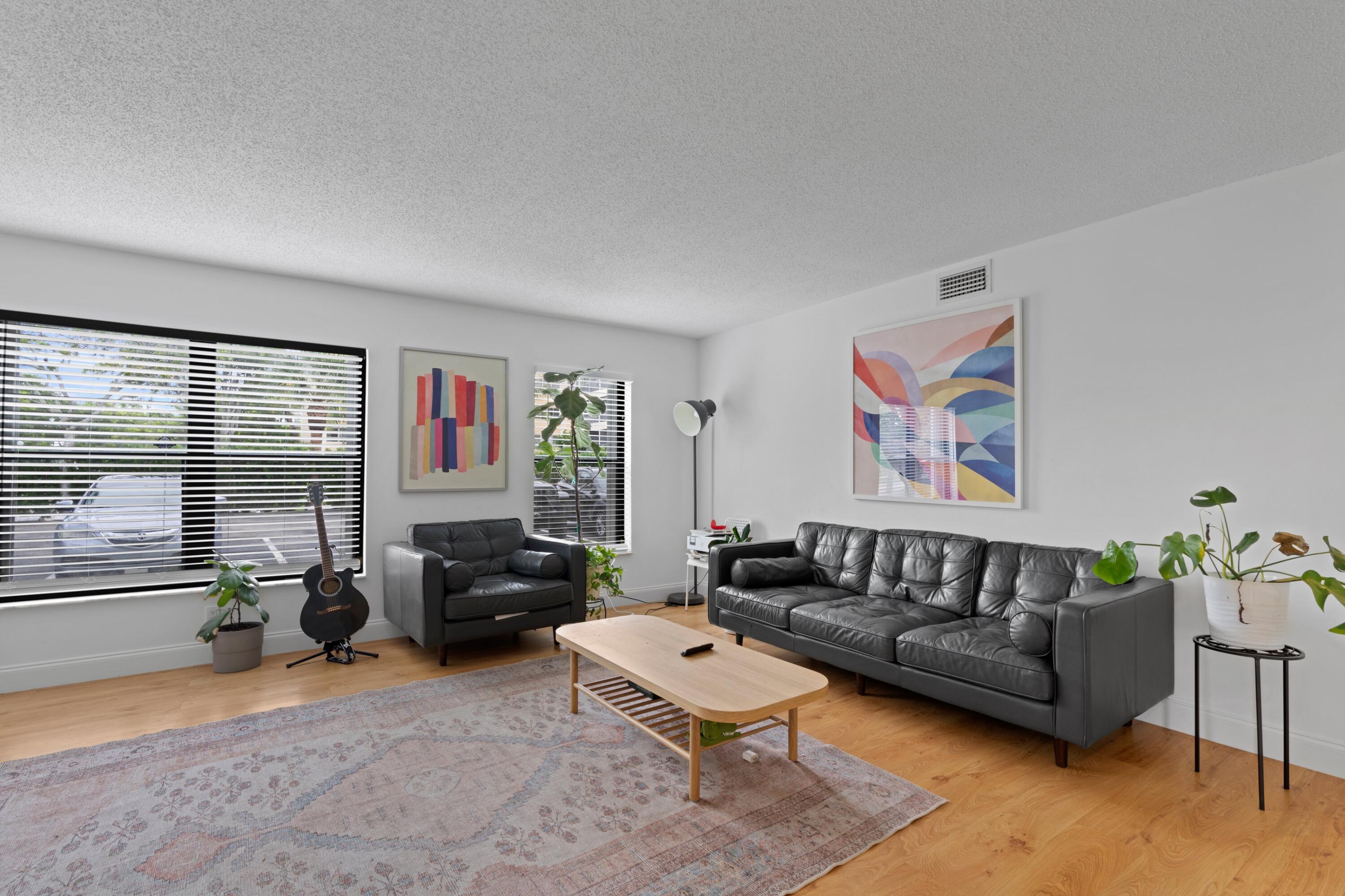 201 Southwest 1st Street, Unit 7 Boca Raton, FL 33432 - Photo 14 of 15 DSC08972.jpg-FULL-SMALL