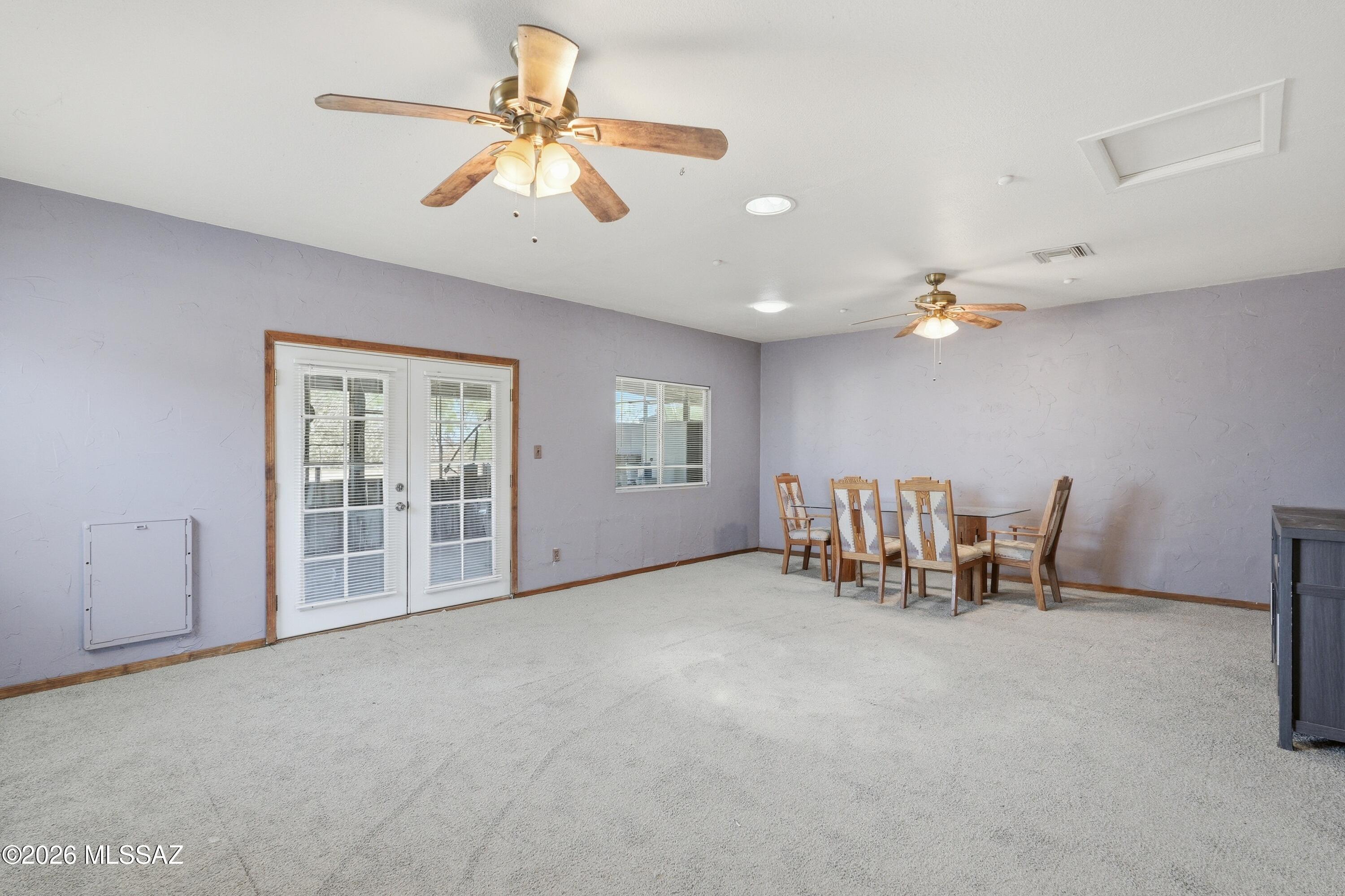 12010 West Hilltop Road Tucson, AZ 85736 - Photo 6 of 49