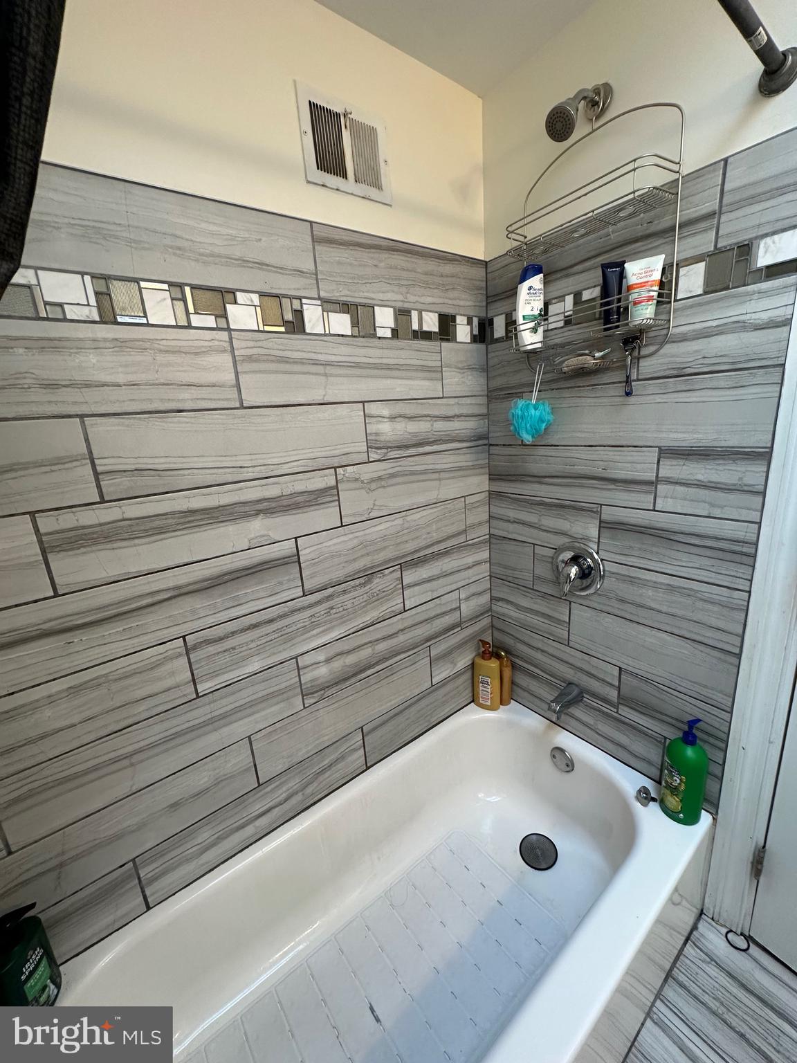 12307 Medford Road Philadelphia, PA 19154 - Photo 29 of 40