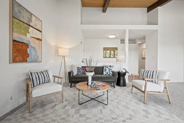 $549,000 | 19100 Crest Avenue, Unit 100, Castro Valley, CA 94546