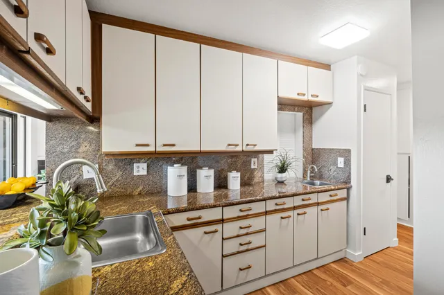 $549,000 | 19100 Crest Avenue, Unit 100, Castro Valley, CA 94546