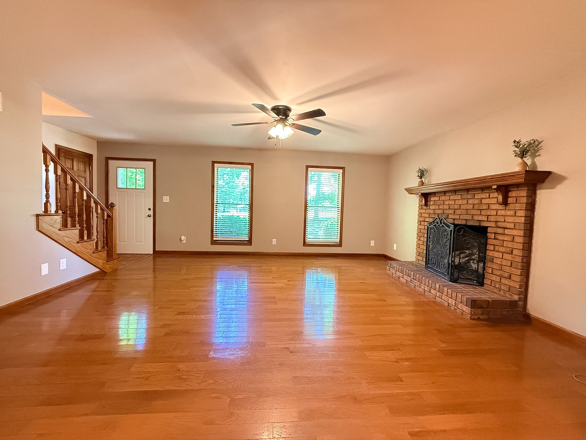 5054 Huffman Mill Road Hopkinsville, KY 42240 - Photo 3 of 56 Gallery Image 3