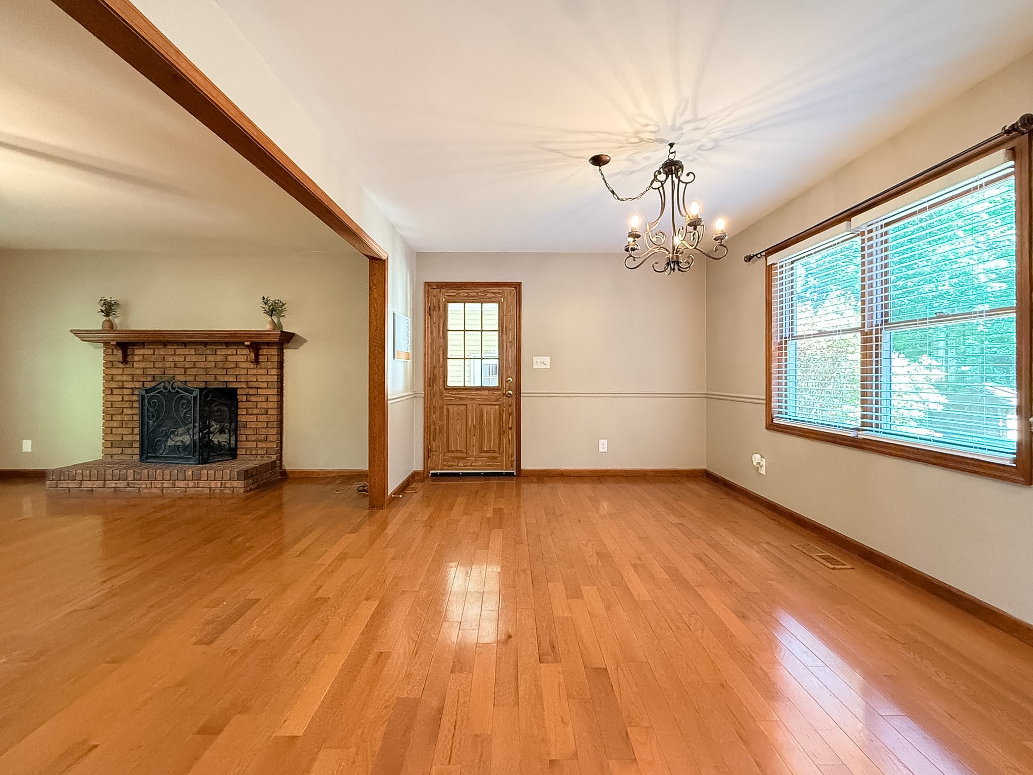 5054 Huffman Mill Road Hopkinsville, KY 42240 - Photo 6 of 56 Gallery Image 6