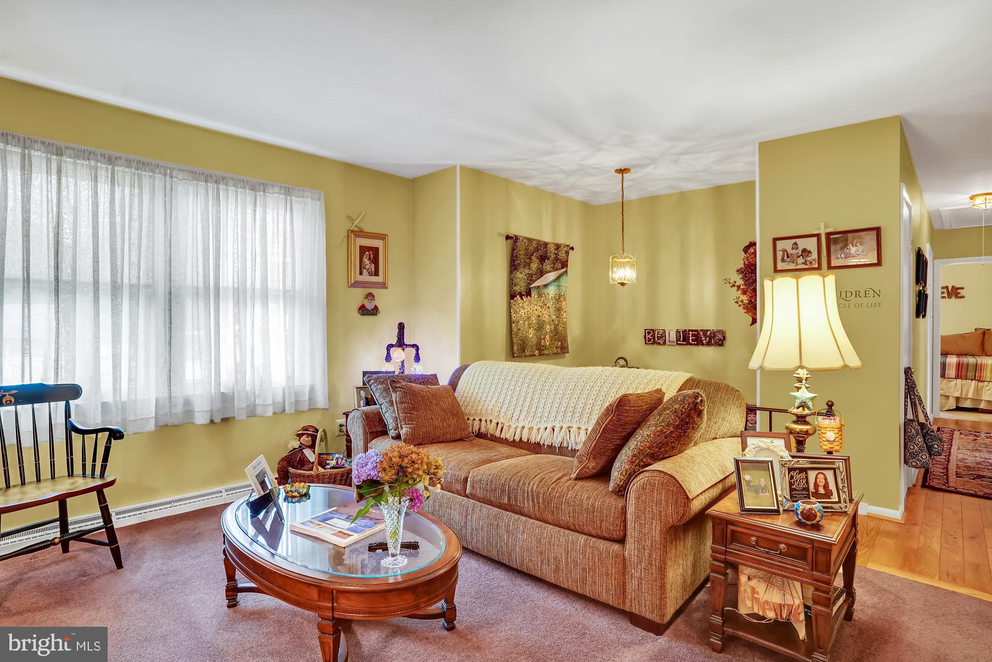 419 Calyn Drive Reading, PA 19607 - Photo 3 of 28 Gallery Image 3