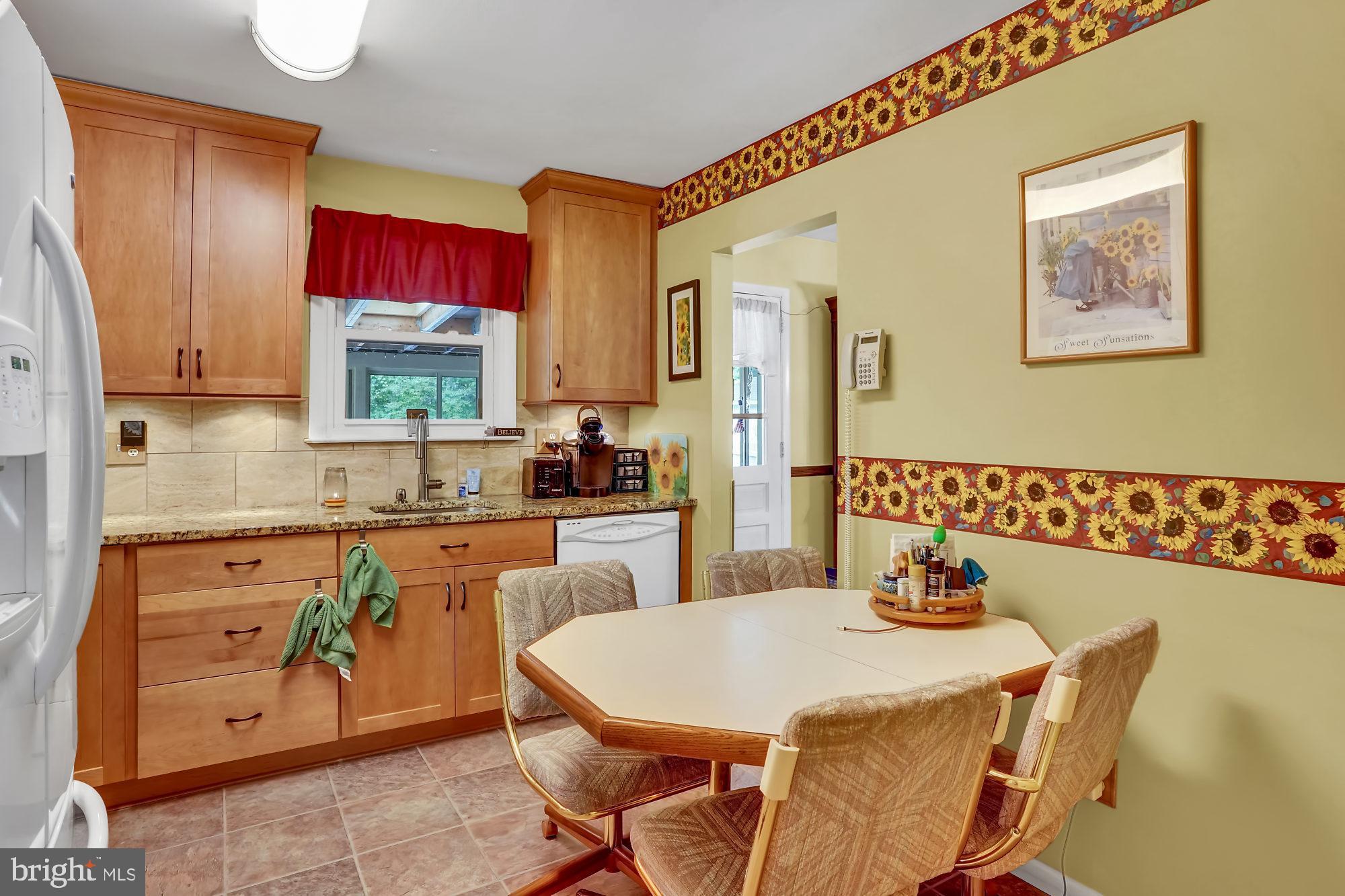 419 Calyn Drive Reading, PA 19607 - Photo 7 of 28 Gallery Image 7