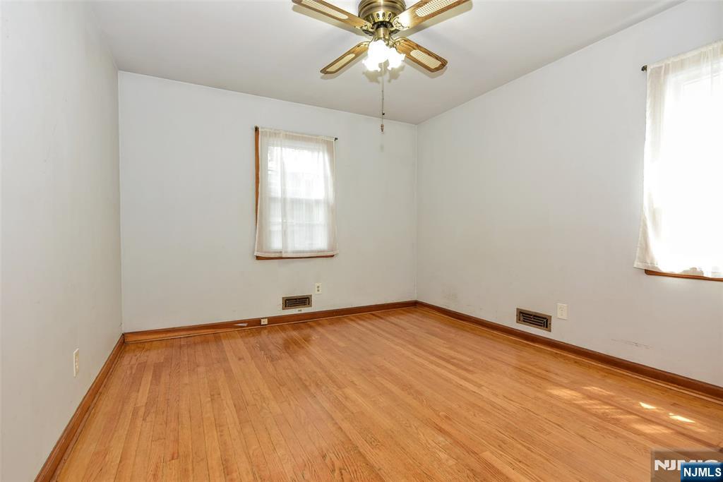 419 Main Avenue Wood-Ridge, NJ 07075 - Photo 13 of 32 Gallery Image 13