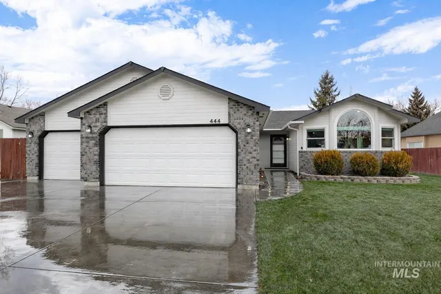 $434,800 | 444 Morning Sun Court, Nampa, ID 83686