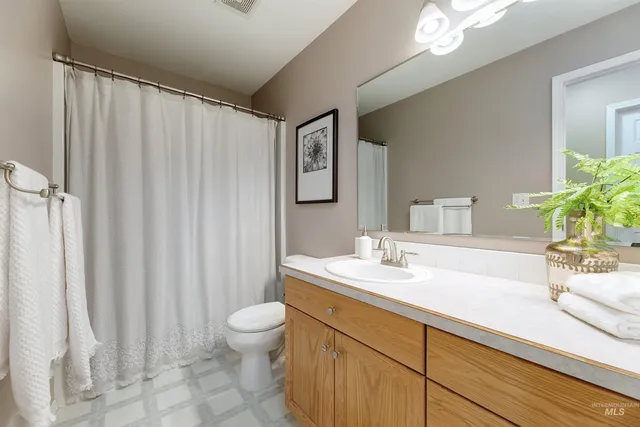 $434,800 | 444 Morning Sun Court, Nampa, ID 83686