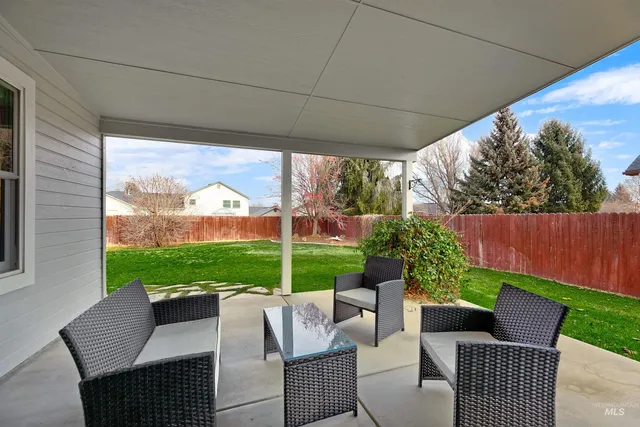 $434,800 | 444 Morning Sun Court, Nampa, ID 83686