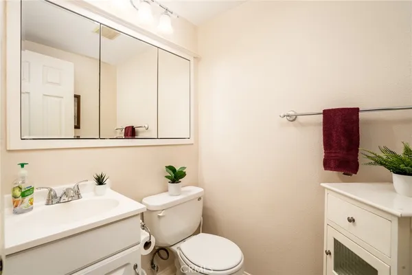 $1,375,000 | 16511 Newland Street, Huntington Beach, CA 92647