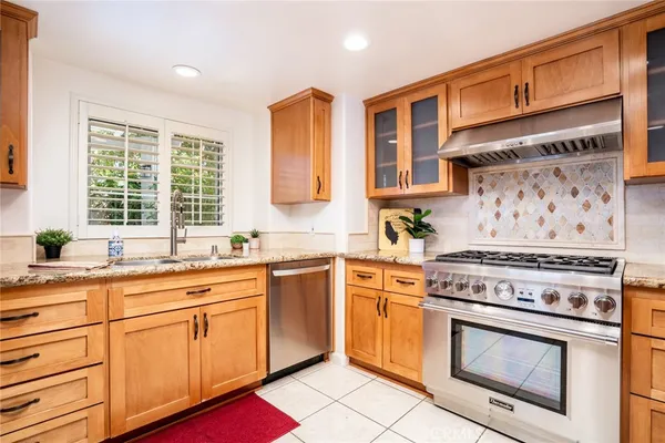 $1,375,000 | 16511 Newland Street, Huntington Beach, CA 92647