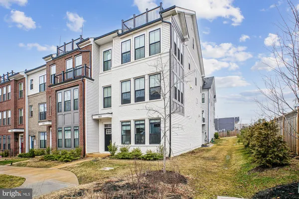 $4,750 | 7415 Rocky Creek Terrace, Annandale, VA 22003