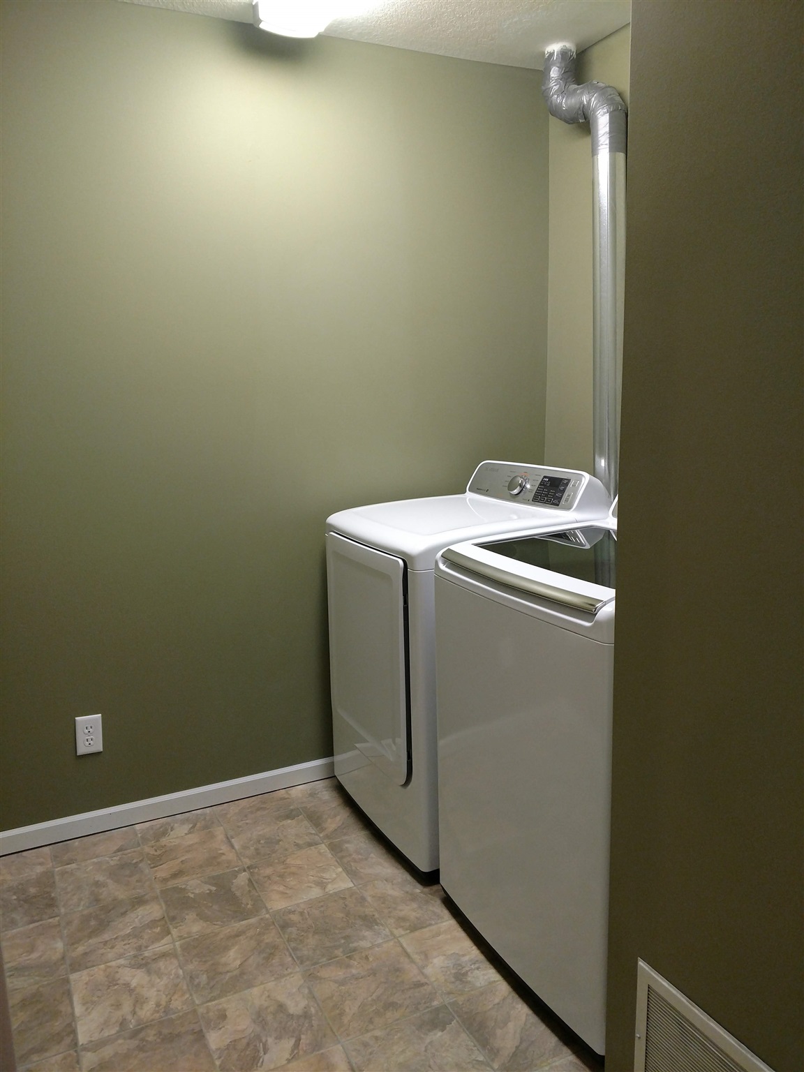 615 Cleveland Street Decatur, IN 46733 - Photo 17 of 19