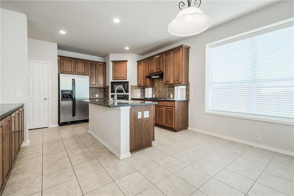 2338 Falcon Point Drive Frisco, TX 75033 - Photo 12 of 17 breakfast area in kitchen