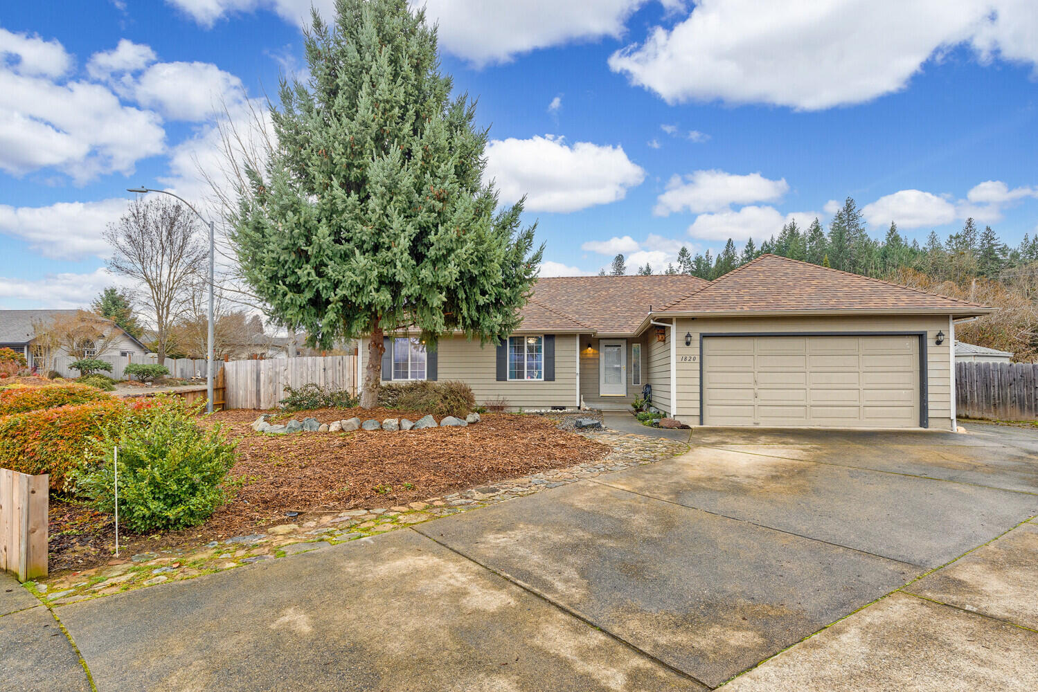 1820 West Harbeck Road Grants Pass, OR 97527 - Photo 29 of 30 03_WH_3_mls