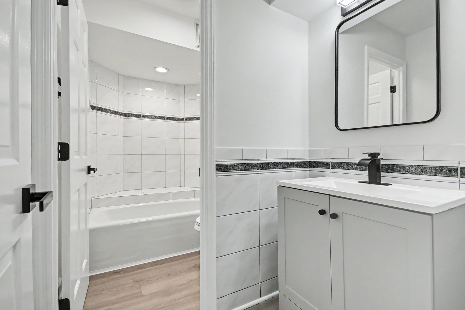 1671 Mission Hills Road, Unit 201 Northbrook, IL 60062 - Photo 17 of 28