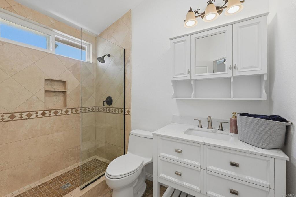 1701 Crystal Ridge Way Vista, CA 92081 - Photo 30 of 37