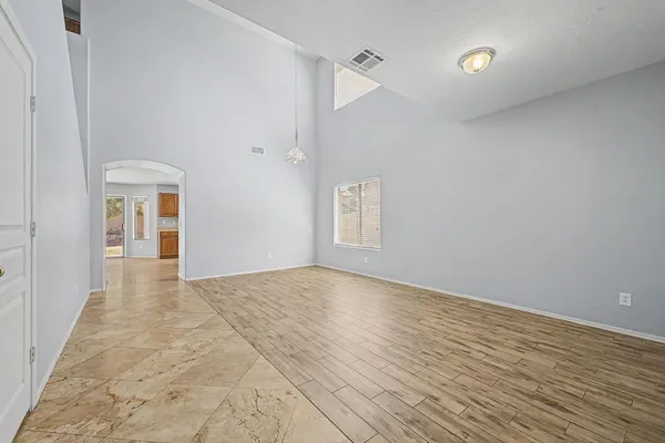 $2,695 | 4161 South Luiseno Boulevard, Gilbert, AZ 85297