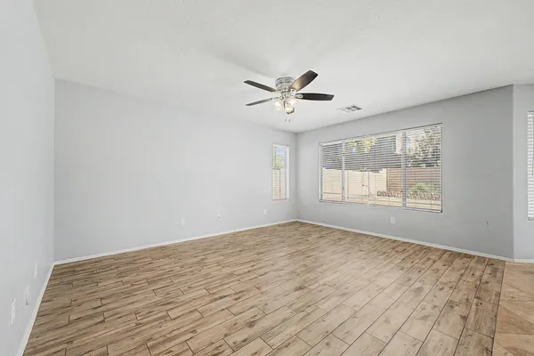 $2,695 | 4161 South Luiseno Boulevard, Gilbert, AZ 85297