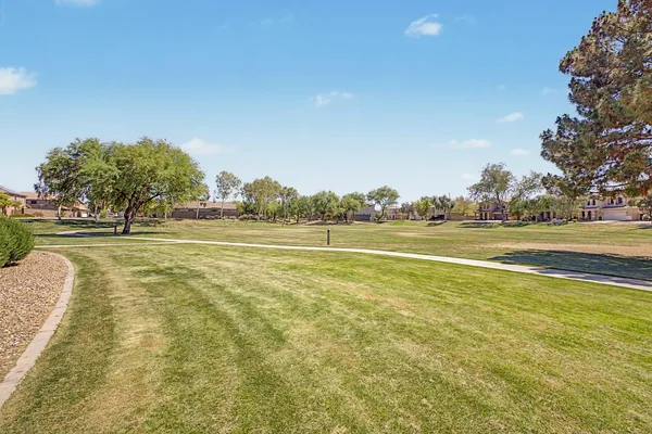 $2,695 | 4161 South Luiseno Boulevard, Gilbert, AZ 85297