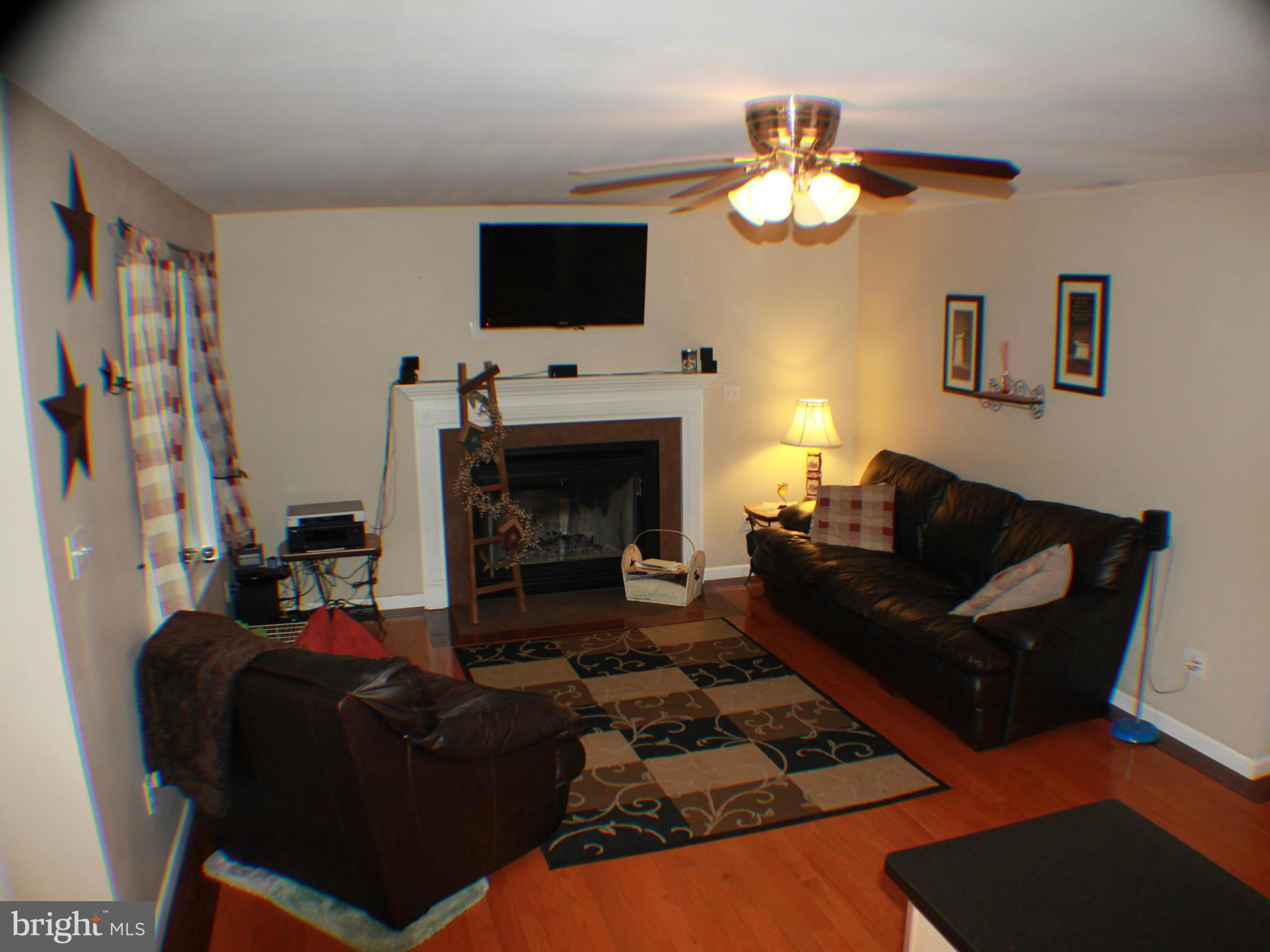 941 Wieker Road Severn, MD 21144 - Photo 11 of 28 Family Room