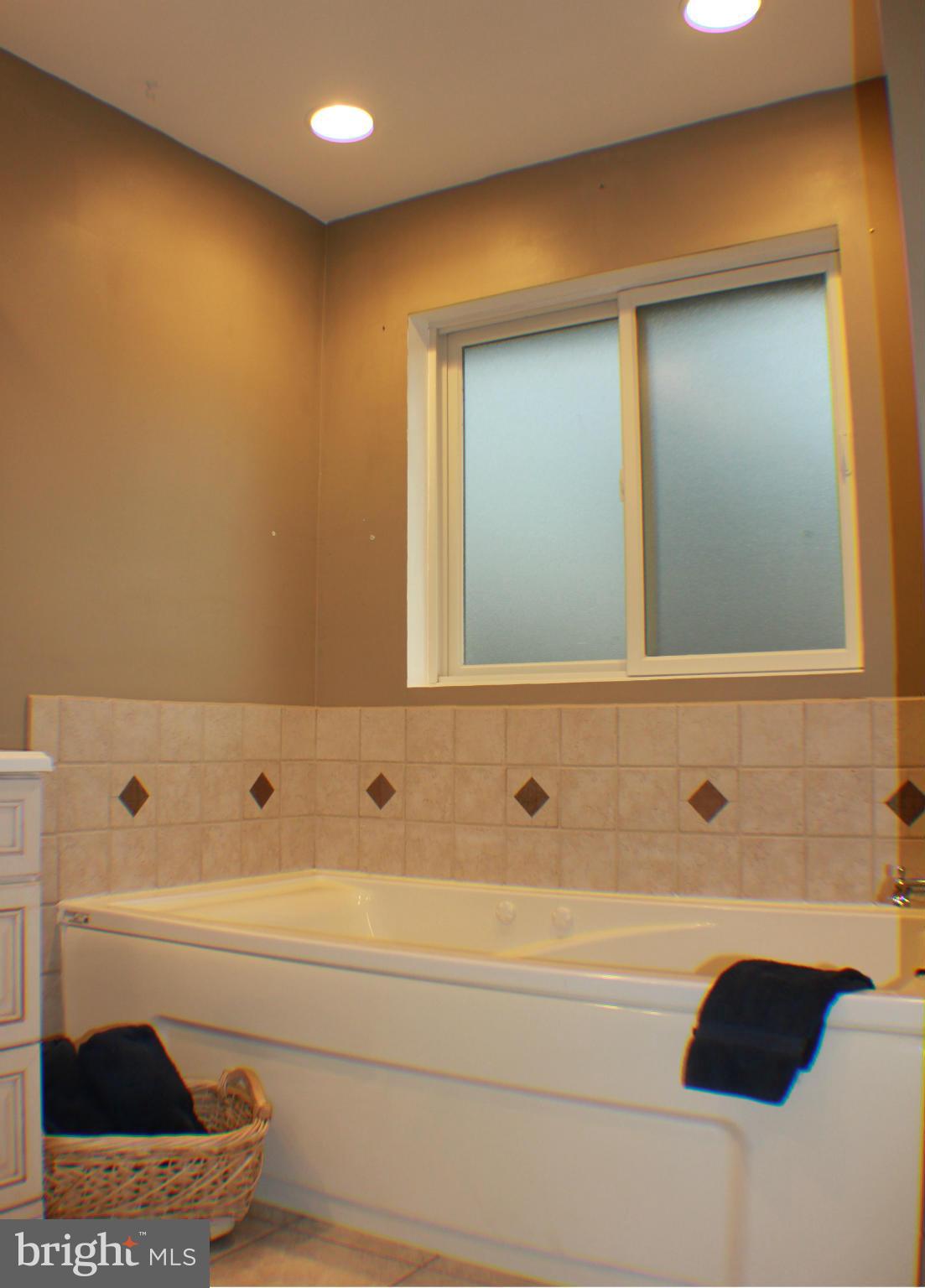 941 Wieker Road Severn, MD 21144 - Photo 14 of 28 Bath (Master)